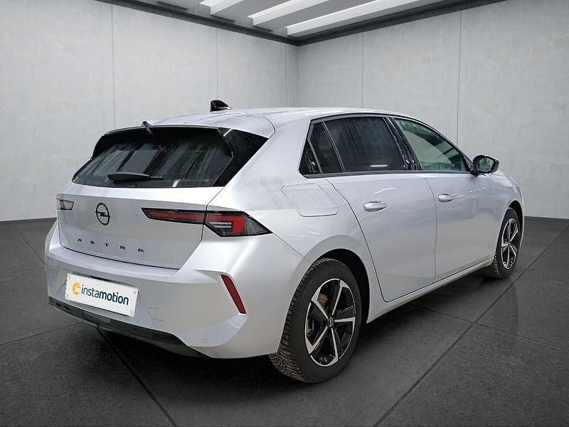 Gebraucht Opel Astra 131 PS (96 kW) 2025 Grau Limousine
