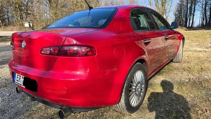 Gebraucht Alfa Romeo 159 Distinctive 185 PS (136 kW) 2006 Rot Limousine