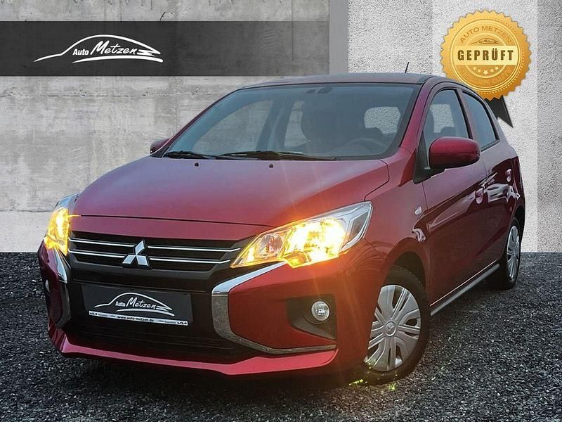 Gebraucht Mitsubishi Space Star Select 71 PS (52 kW) 2023 M) (rot Limousine