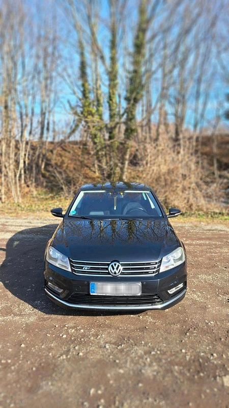 Gebraucht VW Passat R-line 105 PS (77 kW) 2012 Schwarz Limousine