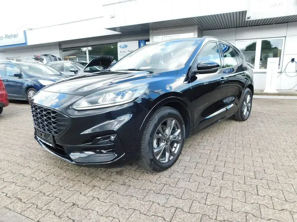 Gebraucht Ford Kuga ST-Line 150 PS (110 kW) 2022 Schwarz SUV