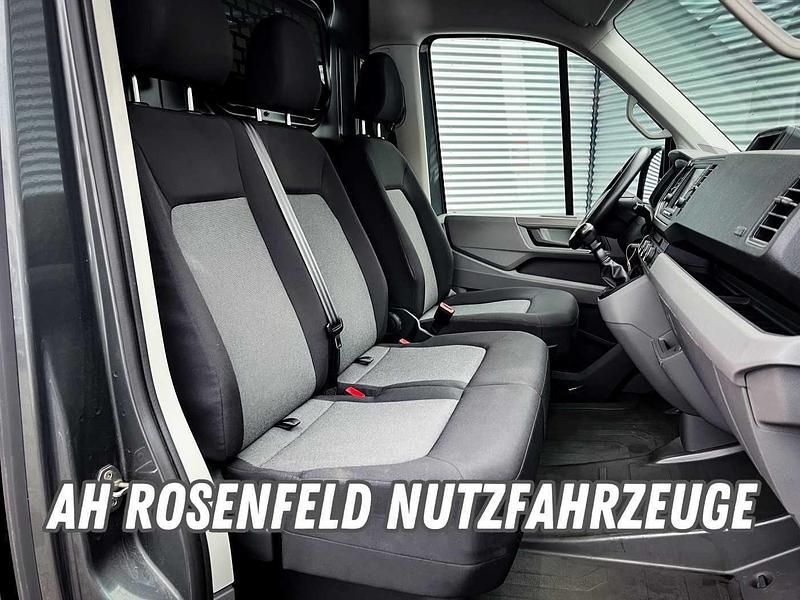 Gebraucht VW Crafter 140 PS (102 kW) 2019 Grau Van