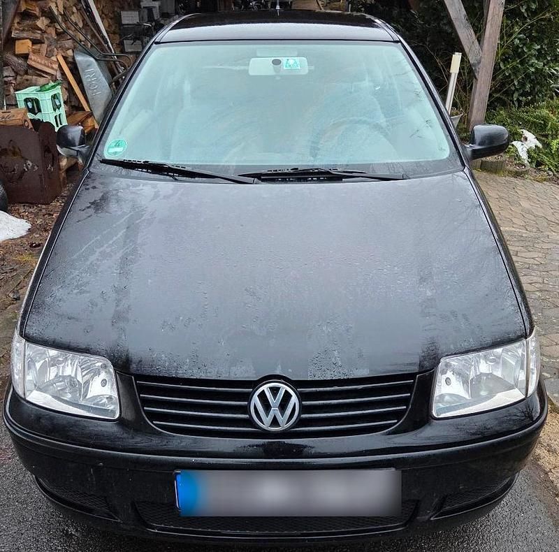 Gebraucht VW Polo 50 PS (36 kW) 2001 Schwarz Limousine