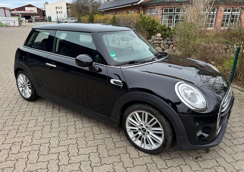 Gebraucht Mini Cooper Chili 136 PS (100 kW) 2016 Schwarz Kleinwagen