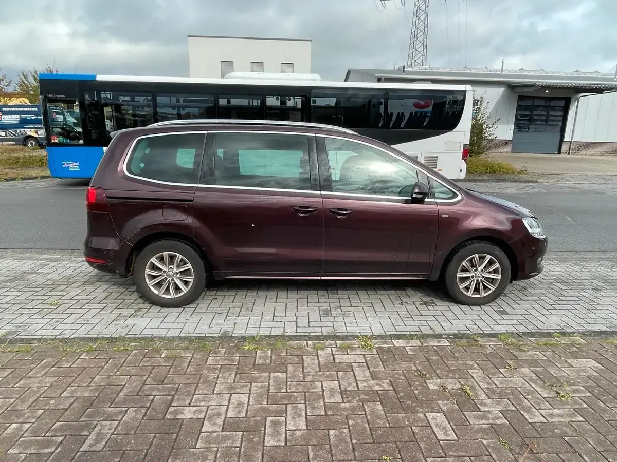 Gebraucht VW Sharan Beach 150 PS (110 kW) 2015 Rot Van / Kleinbus