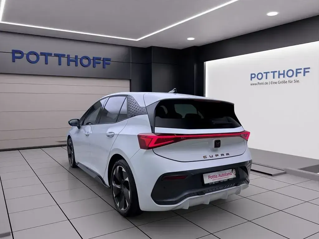 Gebraucht Cupra Born 169 kW (231 PS) 2024 Eisweiß Kleinwagen