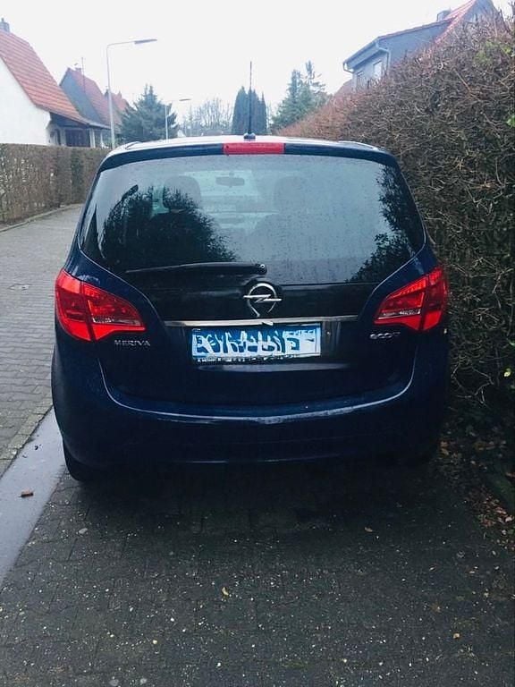 Blau Gebraucht 2012 Opel Meriva Van / Kleinbus | 3.200 € (Guter Preis) - Bild 1/4