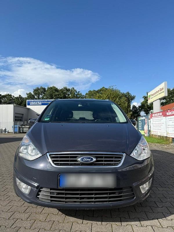 Grau Gebraucht 2012 Ford Galaxy Van / Kleinbus | 5.900 € (Fairer Preis) - Bild 1/4