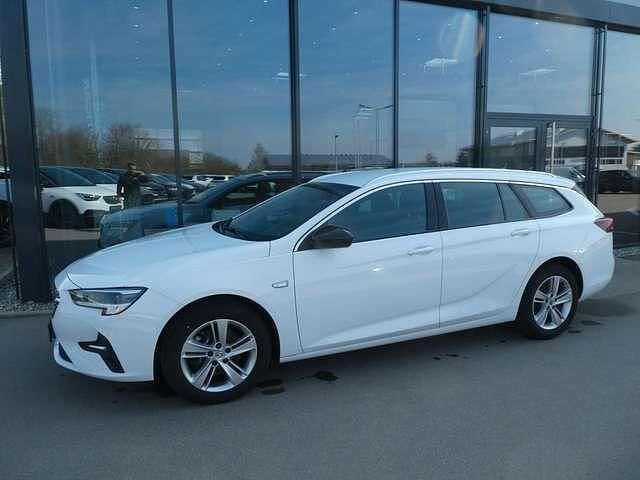 Gebraucht Opel Insignia Elegance 174 PS (127 kW) 2022 Weiß Kombi