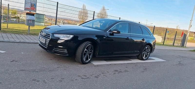 Gebraucht Audi A4 S-Line 150 PS (110 kW) 2017 Schwarz Kombi