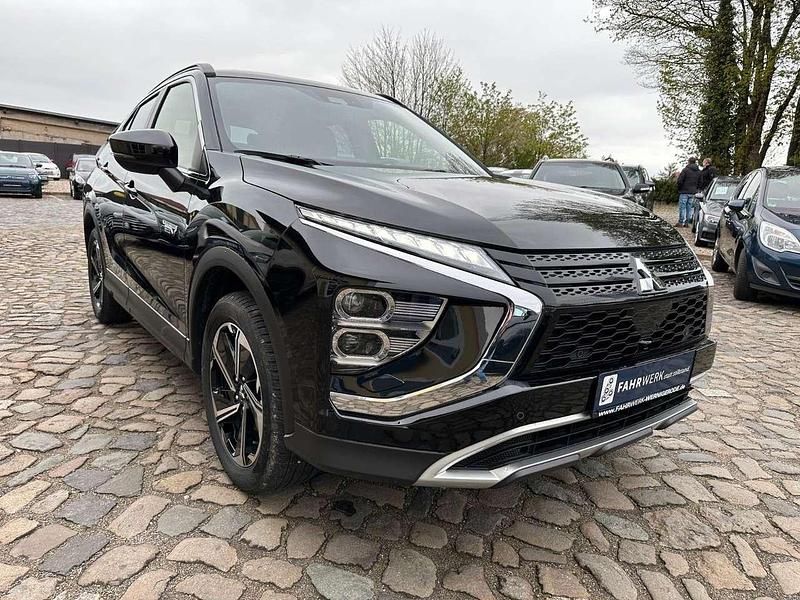 Gebraucht Mitsubishi Eclipse Cross 188 PS (138 kW) 2021 Schwarz SUV