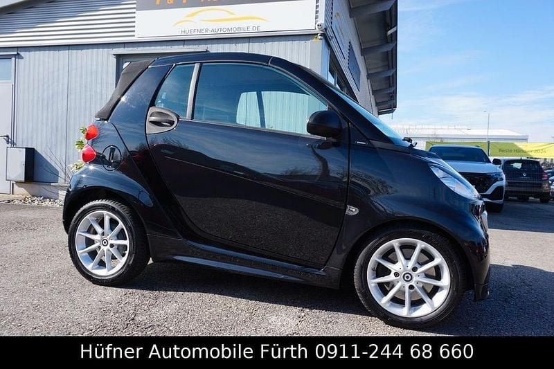 Gebraucht Smart ForTwo Cabrio 71 PS (52 kW) 2015 Schwarz Cabrio