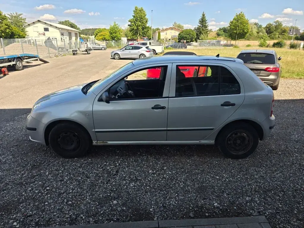 Gebraucht Skoda Fabia Classic 54 PS (39 kW) 2005 Silber Limousine
