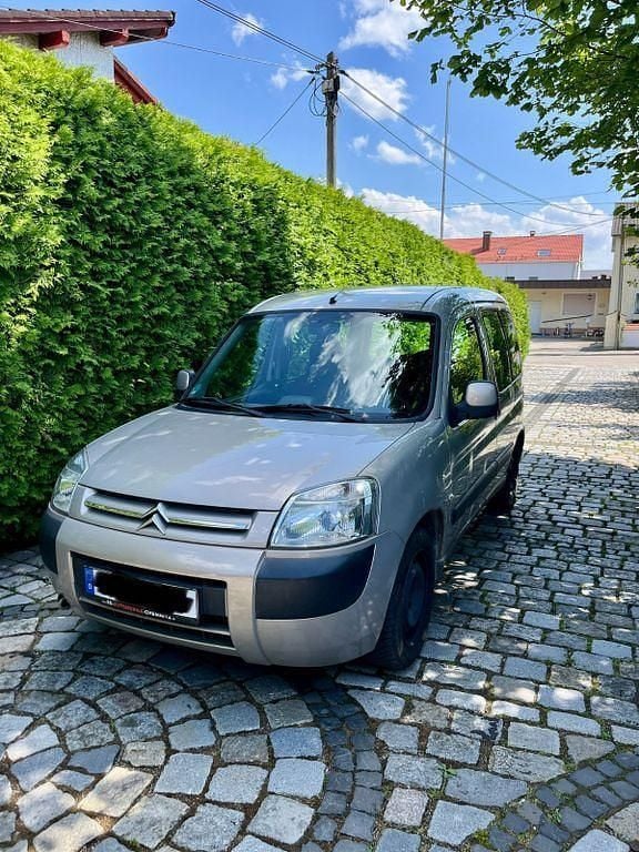 Beige Gebraucht 2008 Citroën Berlingo Van / Kleinbus | 1.950 € (Guter Preis) - Bild 1/4