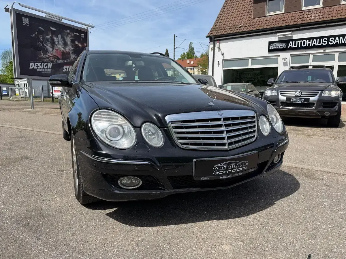 Gebraucht Mercedes E320 224 PS (164 kW) 2007 Schwarz Kombi
