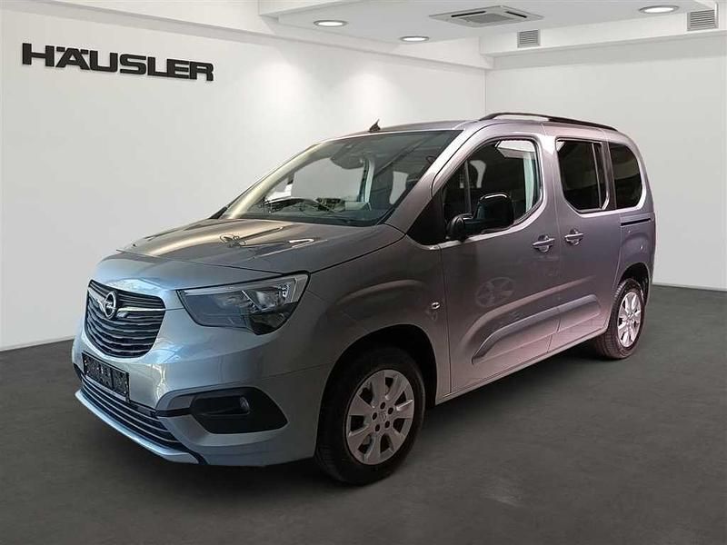 Kontrast grau Gebraucht 2023 Opel Combo Life Ultimate Van / Kleinbus | 23.890 € (Fairer Preis) - Bild 1/4