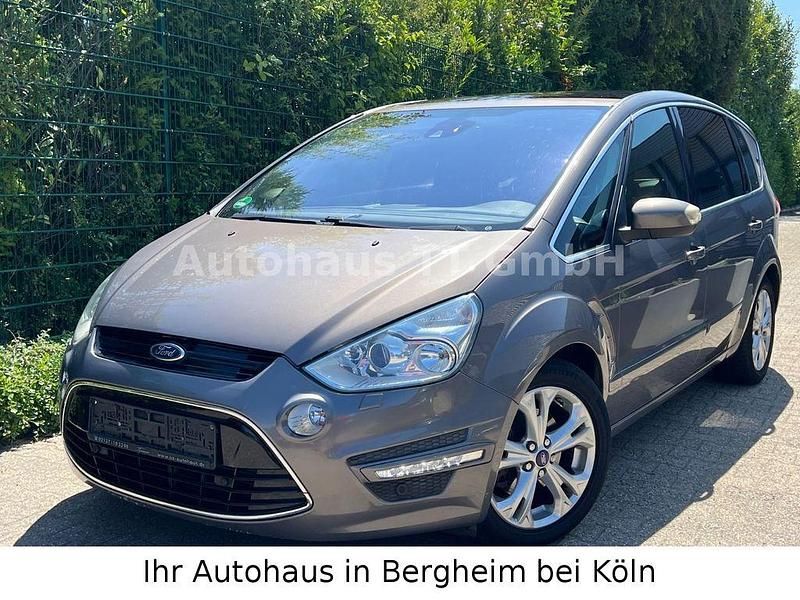 Braun Gebraucht 2012 Ford S-MAX Titanium Van / Kleinbus | 4.500 € (Fairer Preis) - Bild 1/4