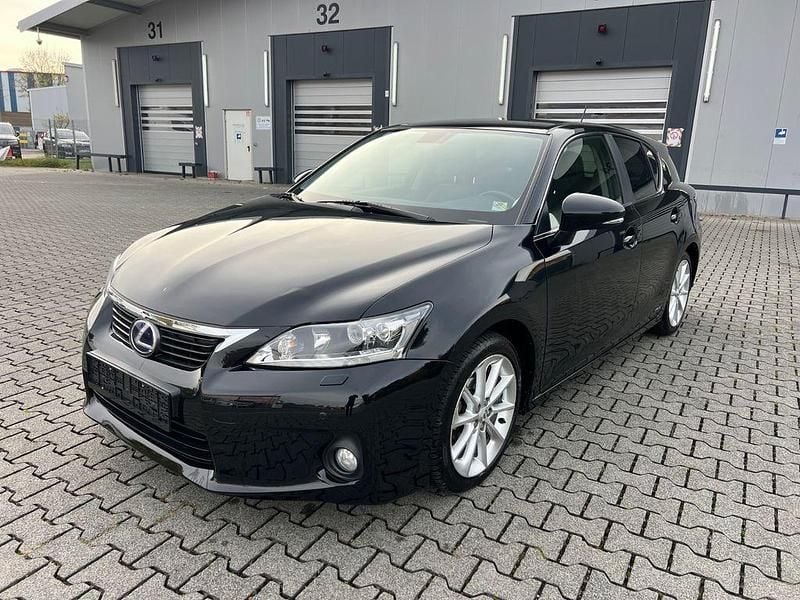 Schwarz Gebraucht 2011 Lexus CT200h Limousine | 8.790 € (Guter Preis) - Bild 1/4