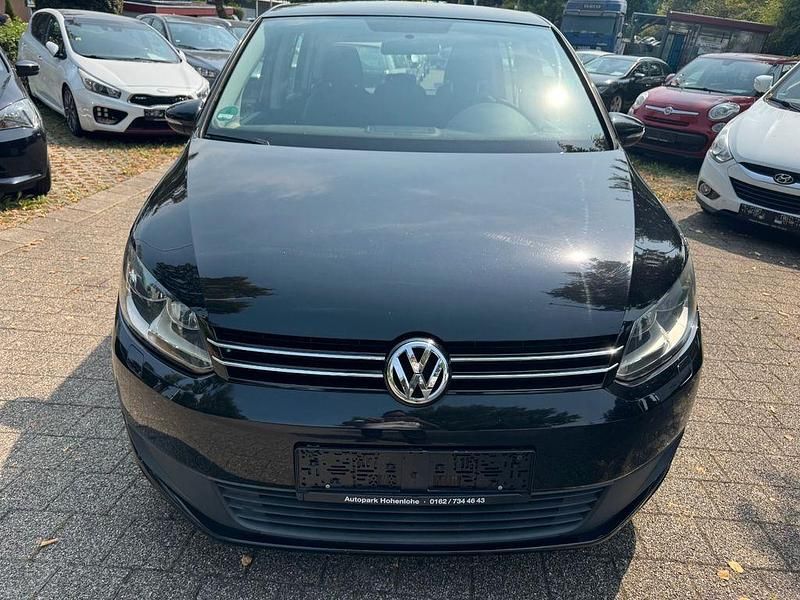 Schwarz Gebraucht 2013 VW Touran Trendline Van / Kleinbus | 6.790 € (Guter Preis) - Bild 1/4