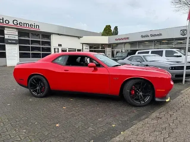 Usado Dodge Challenger 377 HP (277 kW) 2023 Vermelho Coupé