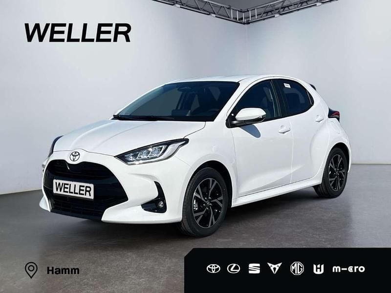 Schneeweiß Neu 2025 Toyota Yaris Hybrid Kleinwagen | 26.490 € (Fairer Preis) - Bild 1/3