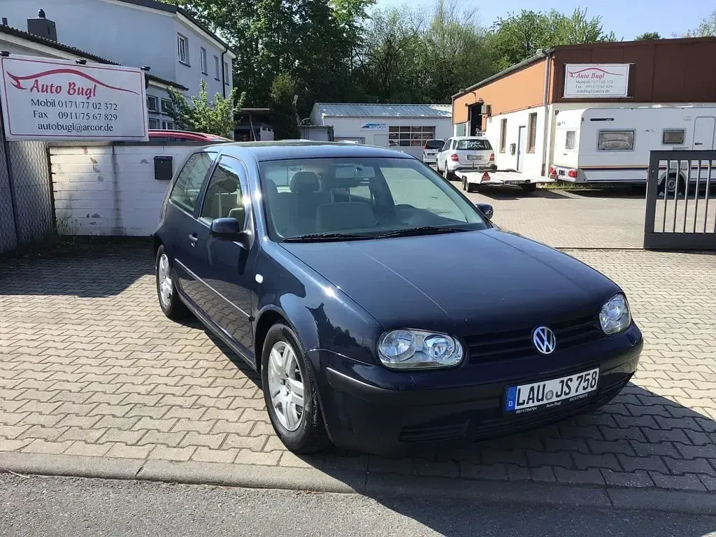 Brugt VW Golf IV Edition 116 HK (85 kW) 2002 Blå Sedan