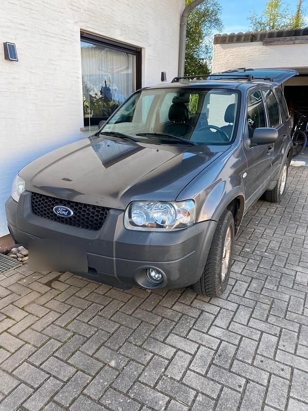 Gebraucht Ford Maverick 150 PS (110 kW) 2006 Grau SUV
