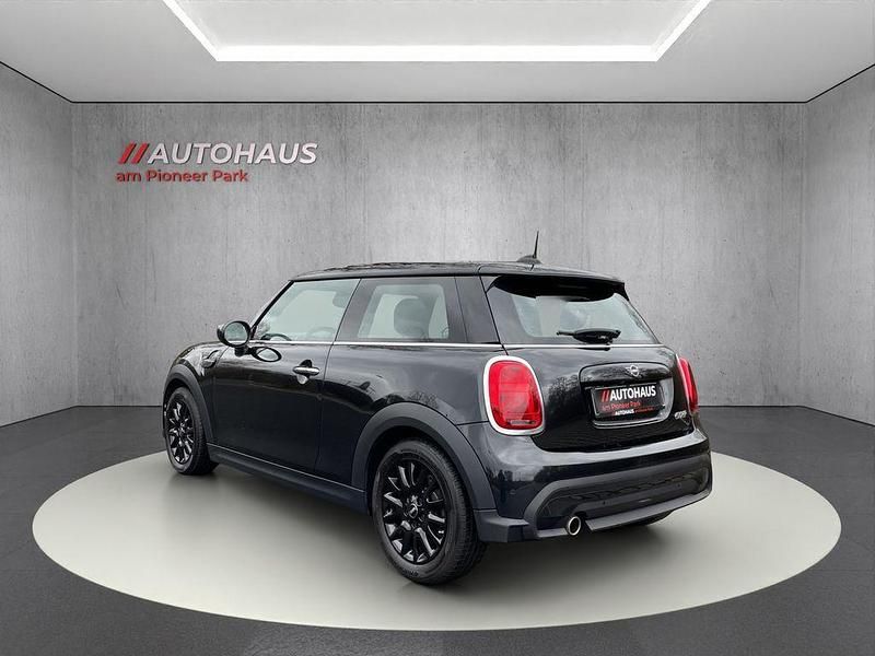 Gebraucht Mini Cooper 136 PS (100 kW) 2023 Schwarz Kleinwagen