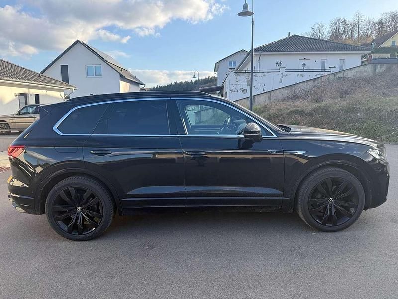 Gebraucht VW Touareg R-line 286 PS (210 kW) 2023 Schwarz SUV
