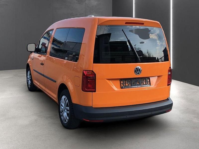 Gebraucht VW Caddy 131 PS (96 kW) 2020 Orange Van / Kleinbus