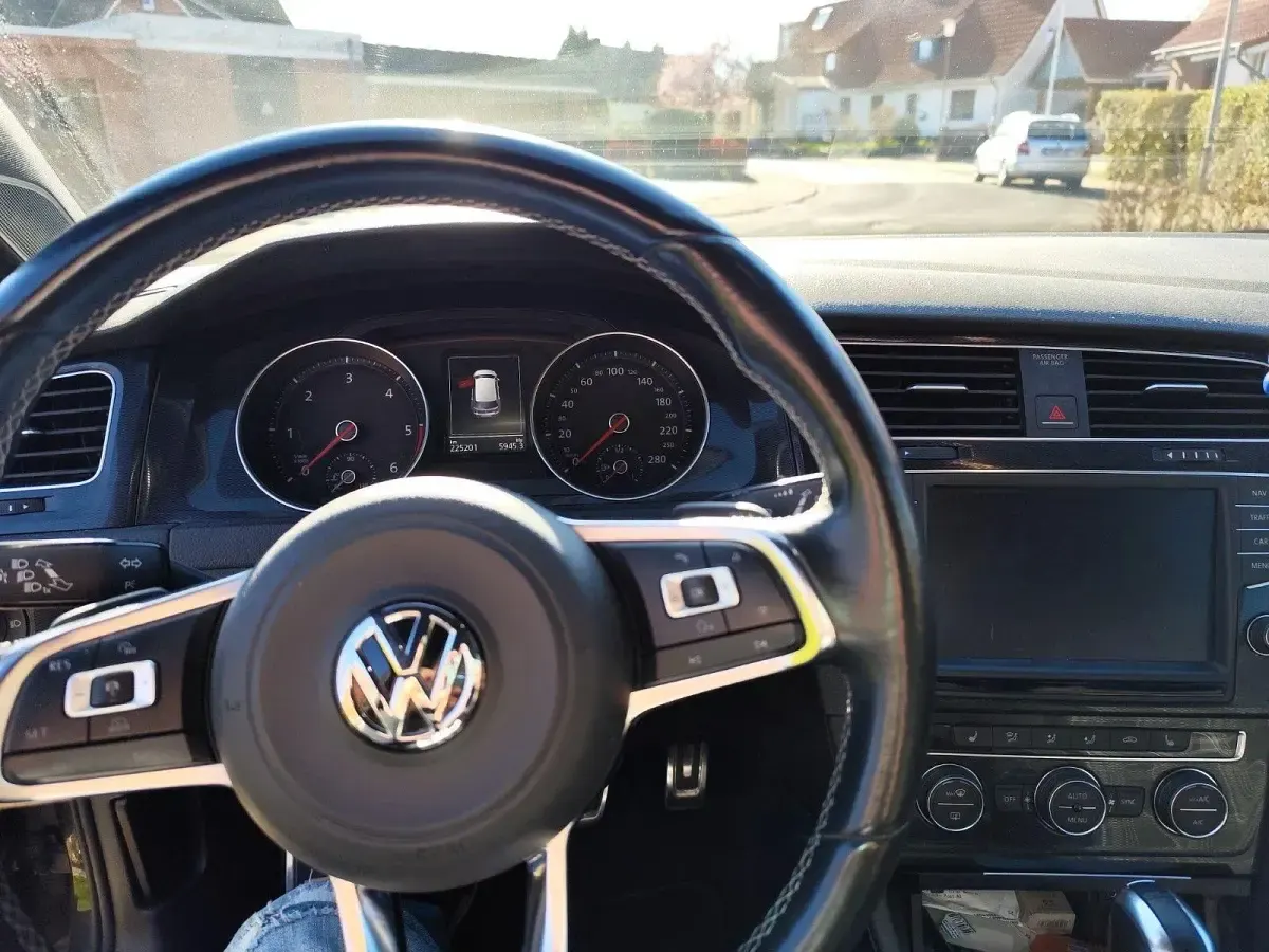 Gebraucht VW Golf VII GTD 184 PS (135 kW) 2015 Grau Kombi