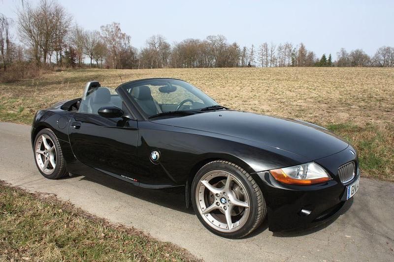 Gebraucht BMW Z4 Performance 231 PS (169 kW) 2003 Schwarz Cabrio