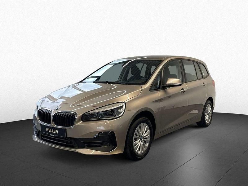 Gebraucht BMW 218 Advantage 136 PS (100 kW) 2022 Silber Van / Kleinbus