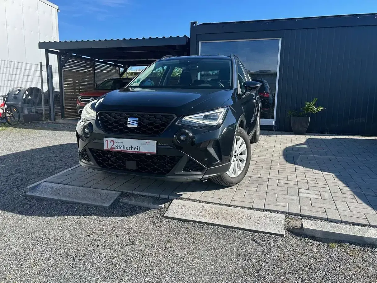 Gebraucht Seat Arona Style 110 PS (80 kW) 2022 Mitternachtsschwarz SUV