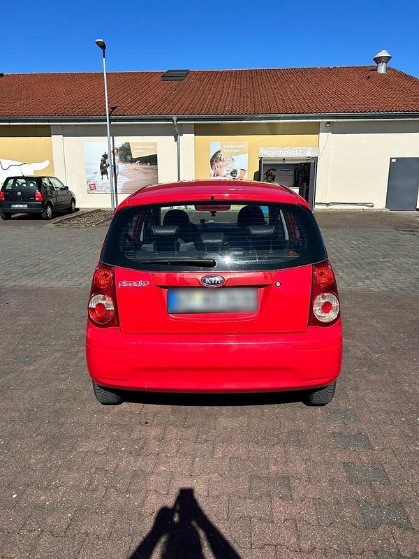 Gebraucht Kia Picanto 65 PS (47 kW) 2010 Rot Kleinwagen