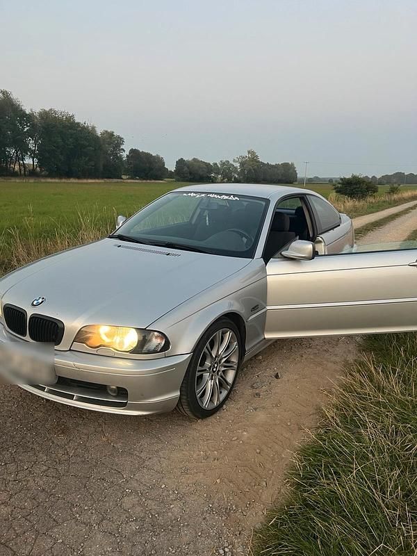 Gebraucht BMW 318 120 PS (88 kW) 1999 Silber Coupé