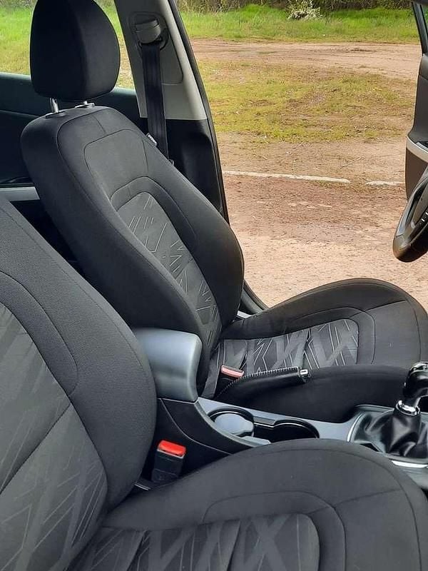 Usado Kia Ceed Edition 7 135 HP (99 kW) 2018 Preto Citadino