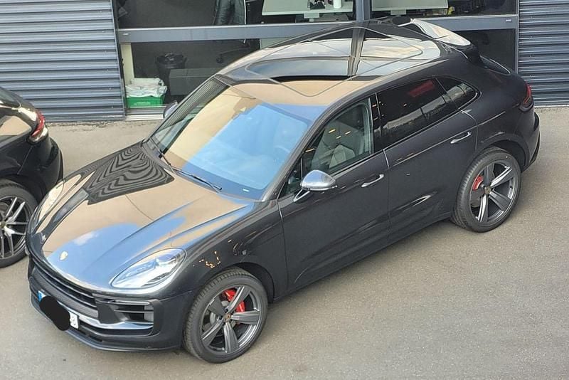 Grau Gebraucht 2022 Porsche Macan S SUV | 64.500 € - Bild 1/4