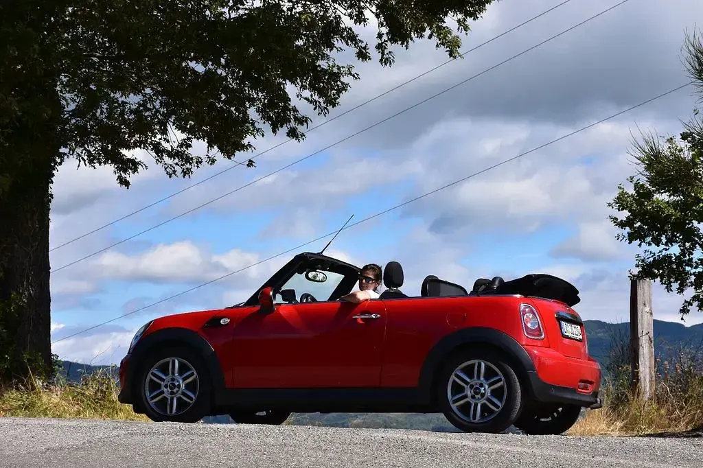 Gebraucht Mini Cooper D 111 PS (81 kW) 2014 Rot Kleinwagen