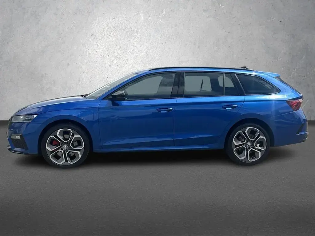 Gebraucht Skoda Octavia RS 245 PS (180 kW) 2023 Raceblau metallic Kombi