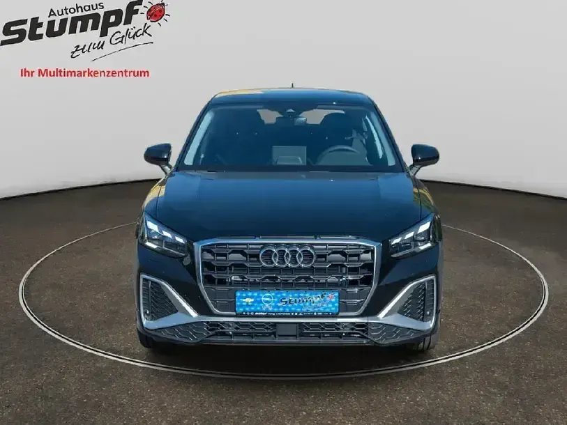 Neu Audi Q2 Ambiente 150 PS (110 kW) 2026 Andere SUV