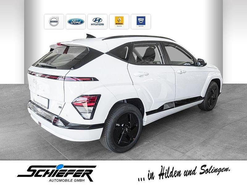 Neu Hyundai Kona Select 99 kW (135 PS) 2025 Weiß SUV