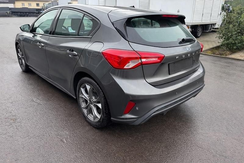 Gebraucht Ford Focus ST-Line 150 PS (110 kW) 2019 Grau Limousine