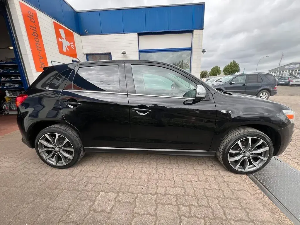 Gebraucht Mitsubishi ASX Diamant Edition 150 PS (110 kW) 2015 Schwarz SUV