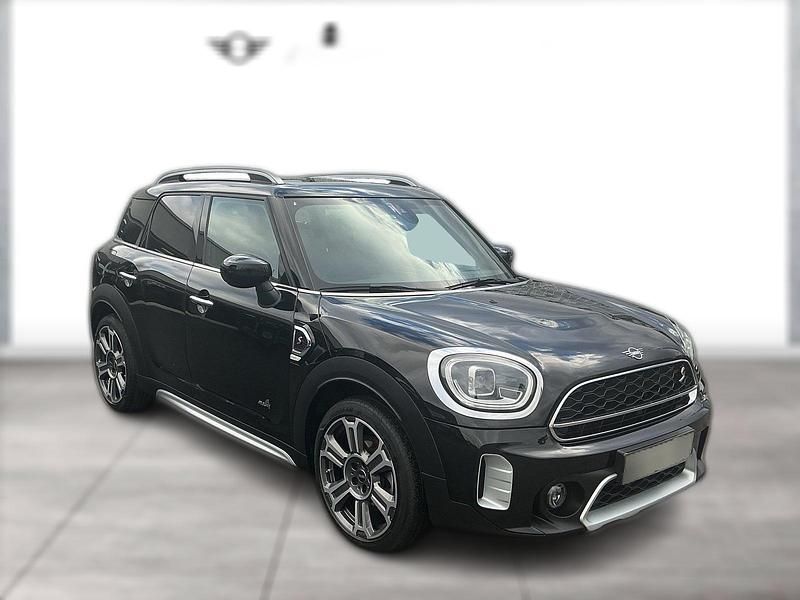 Second-hand Mini Cooper SD 190 CP (139 kW) 2022 Negru Hatchback