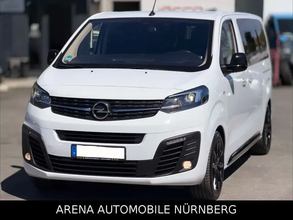 Gebraucht Opel Zafira Life 177 PS (130 kW) 2023 Weiß Van / Kleinbus