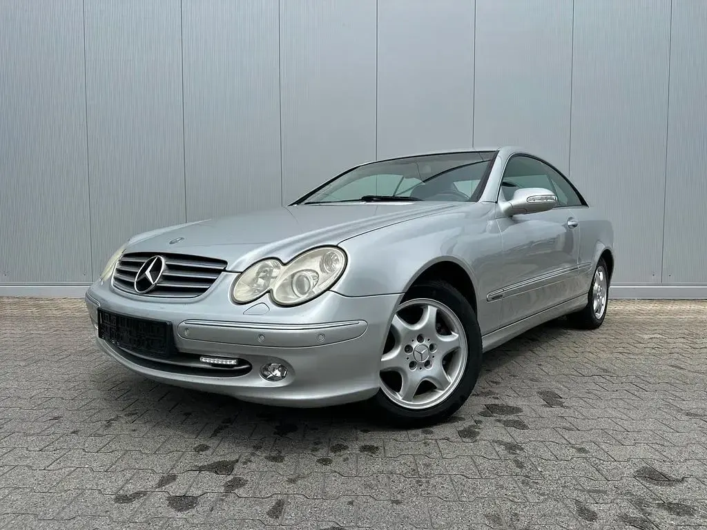 Gebraucht Mercedes CLK240 Elegance 170 PS (125 kW) 2004 Silber