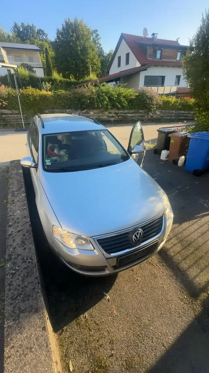 Gebraucht VW Passat 122 PS (89 kW) 2009 Silber Kombi