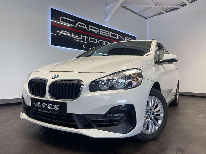 Alpinweiss iii Gebraucht 2020 BMW 218 Kombi | 11.990 € (Guter Preis) - Bild 1/4