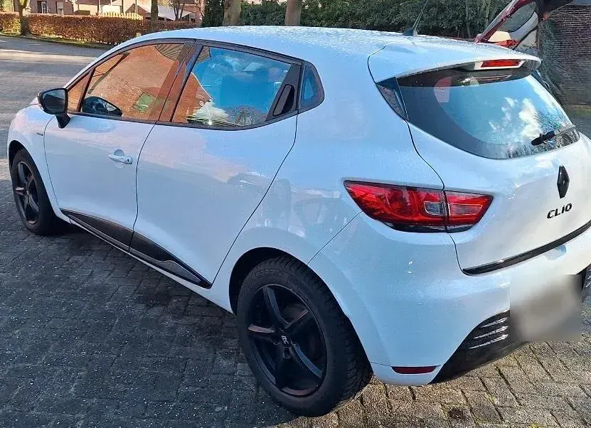 Gebraucht Renault Clio IV LIMITED 2017 Weiß Kleinwagen